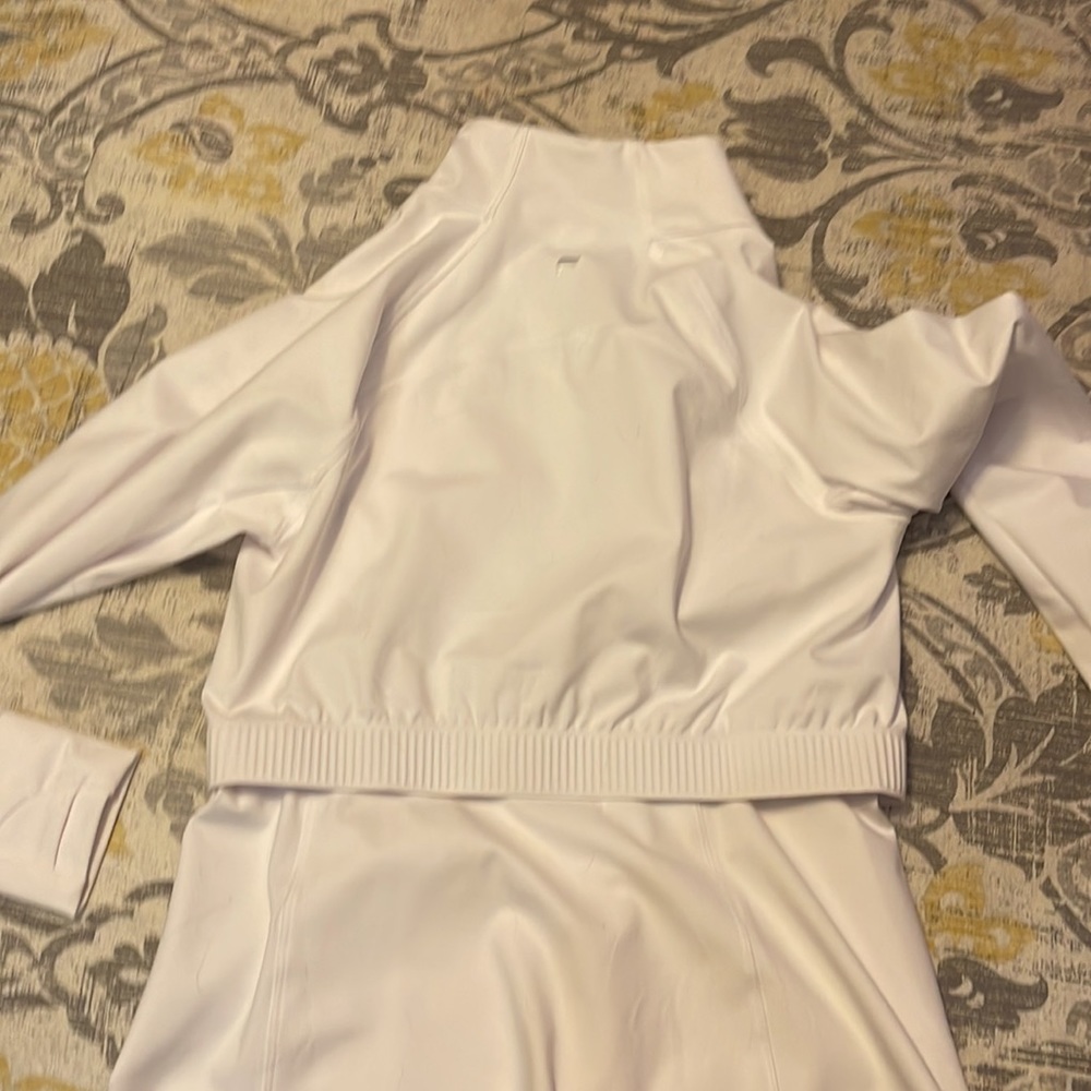 Fabletics white jacket. NWT - Picture 4 of 5